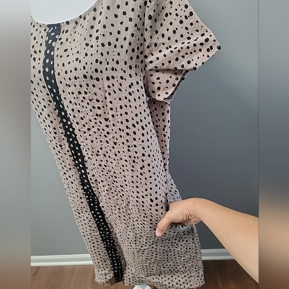 Habitat Dress Sheath Tan Black Dots Size Small Coastal Resortwear Midi Pockets - Picture 2 of 6